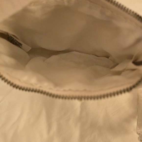 TJ Maxx Marshall’s viral Pearl Beaded Shoulder Bag with Beaded details hanging - Picture 4 of 4